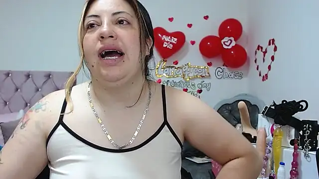 Snapshot of lanaqueen699 chatting on 03.06.25 lanaqueen699 online show from 03.06.25