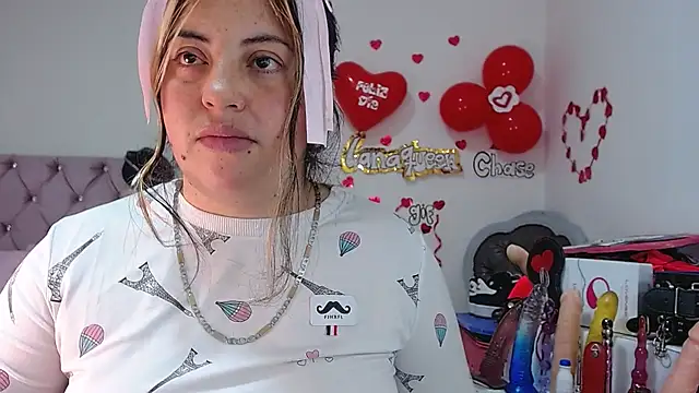 Snapshot of lanaqueen699 chatting on 03.21.25 lanaqueen699 online show from 03.21.25