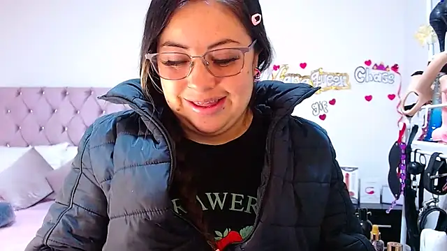 Snapshot of lanaqueen699 chatting on 11.20.25 lanaqueen699 online show from 11.20.25