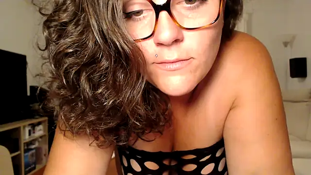 Snapshot of vagina02cam chatting on 06.27.26 vagina02cam online show from 06.27.26