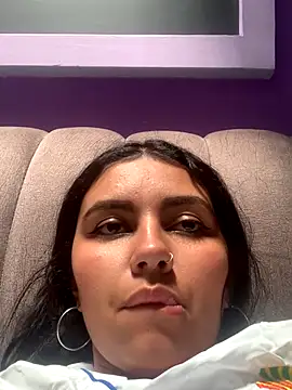 Larabrooks online show from 10.07.25