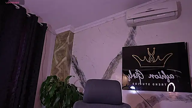 Melany Luv online show from 03.07.26