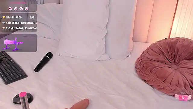 OSHUN  online show from 02.20.25