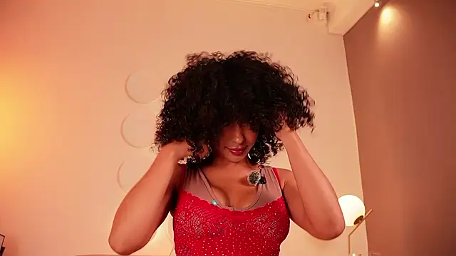 Snapshot of OSHUN_ chatting on 03.19.26 OSHUN online show from 03.19.26