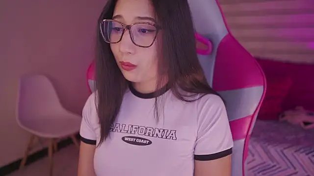 Sunny flower  online show from 01.07.26