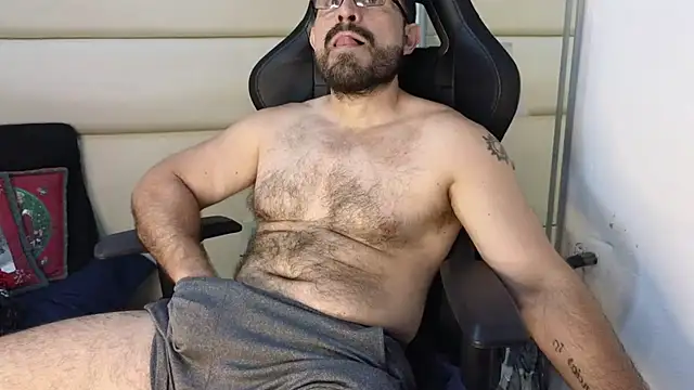 SbasTone Muscle online show from 12.15.25