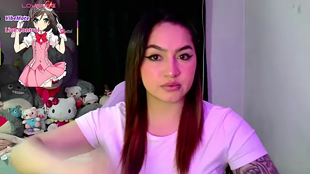 lucycherry   online show from 02.19.26