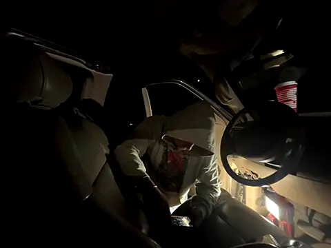 itsjameswebbscope online show from 10.04.25