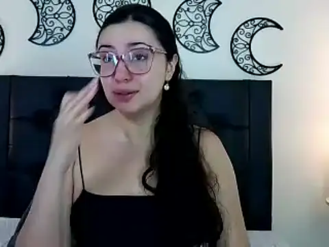 Snapshot of EvoletFMK chatting on 02.05.26 EvoletFMK online show from 02.05.26