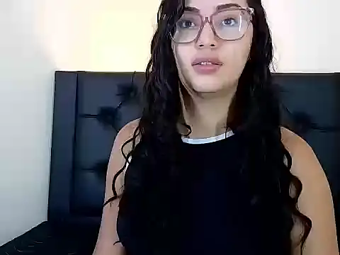 Snapshot of EvoletFMK chatting on 02.19.26 EvoletFMK online show from 02.19.26