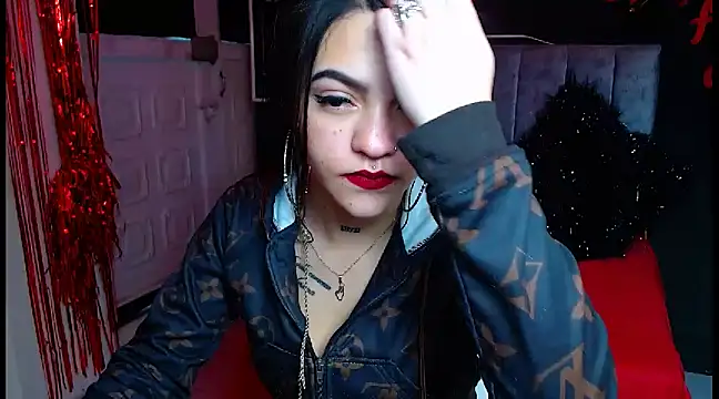 Violettasquirt online show from 03.22.25