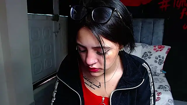 Violettasquirt online show from 04.01.26