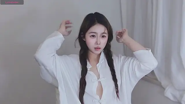 Hazel-11 online show from 03.13.25