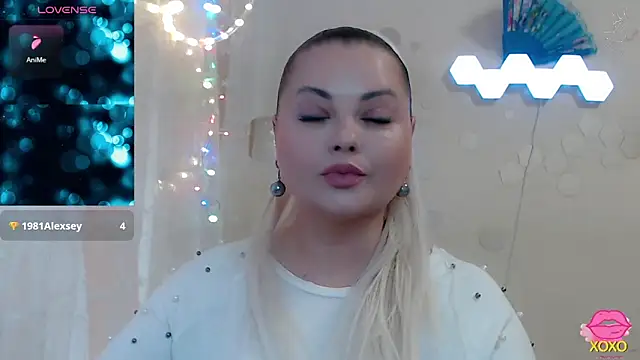 JewellKiss7 online show from 05.16.26