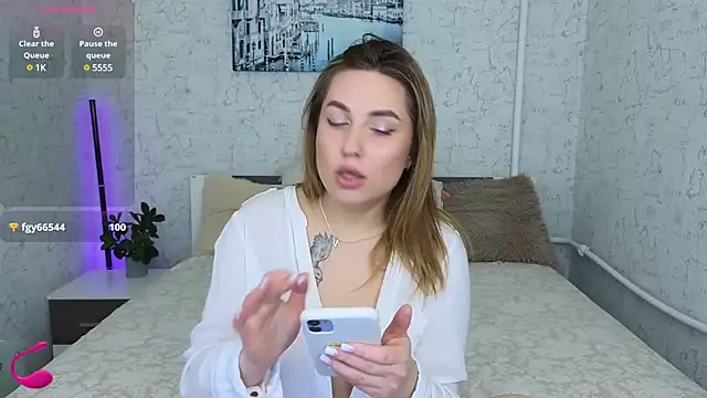 Snapshot of KisssAmmeli chatting on 03.14.25 KisssAmmeli online show from 03.14.25