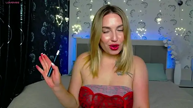 Snapshot of KisssAmmeli chatting on 06.11.26 KisssAmmeli online show from 06.11.26