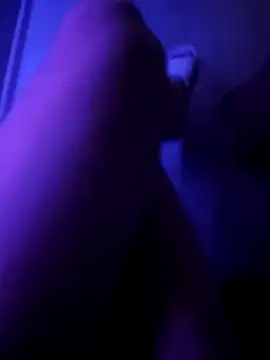 Snapshot of red_red00 chatting on 03.17.25 red red00 online show from 03.17.25