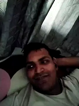 Snapshot of Nzfl97 chatting on 02.12.25 Nzfl97 online show from 02.12.25