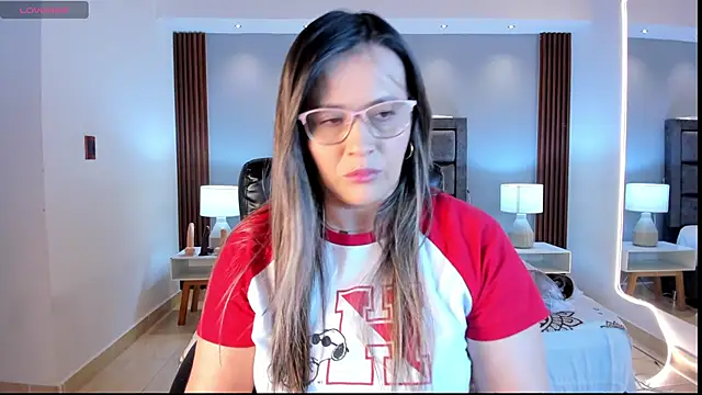 Snapshot of Susann_Ross chatting on 03.13.25 Susann Ross online show from 03.13.25