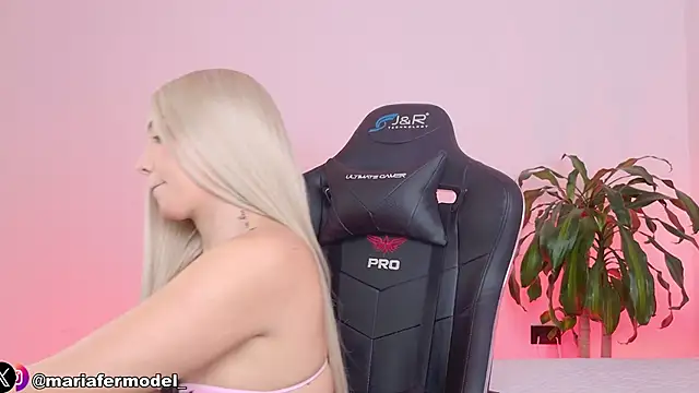 Mariafer05 online show from 04.07.26