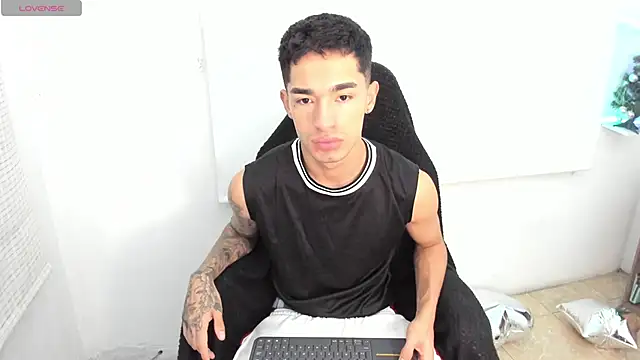 Damon  333 online show from 01.08.25