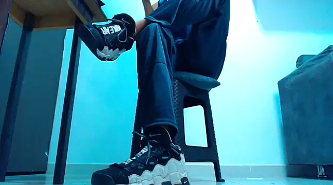 mastersmits online show from 03.23.25