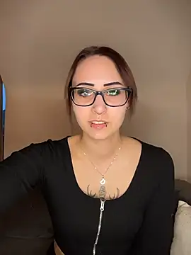 Snapshot of TheRealNyxa chatting on 04.11.26 TheRealNyxa online show from 04.11.26