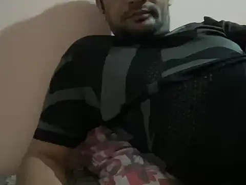 Snapshot of NiceBoy9099 chatting on 01.14.26 NiceBoy9099 online show from 01.14.26