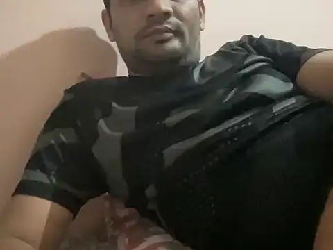 Snapshot of NiceBoy9099 chatting on 02.18.26 NiceBoy9099 online show from 02.18.26