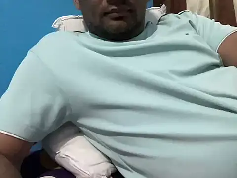 Snapshot of NiceBoy9099 chatting on 02.28.26 NiceBoy9099 online show from 02.28.26