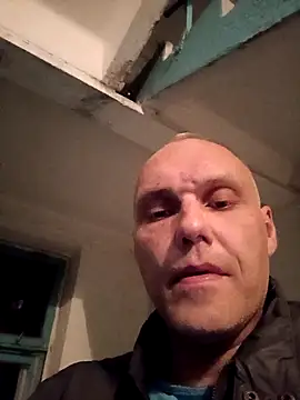 Pineapple04 online show from 09.14.25