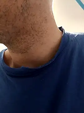 Pineapple04 online show from 04.18.26