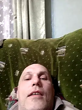 Pineapple04 online show from 04.18.26