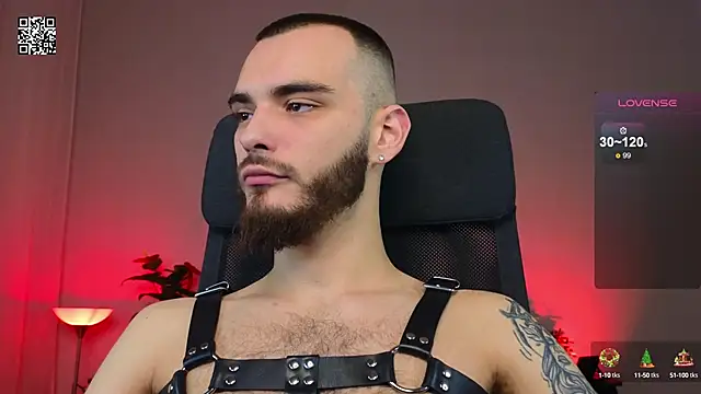 Snapshot of xteddy_bear chatting on 01.16.25 xteddy bear online show from 01.16.25