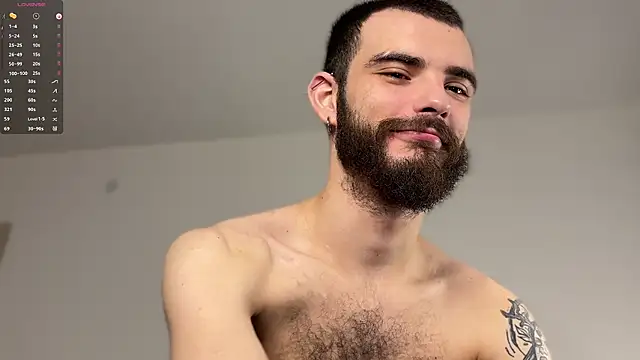 Snapshot of xteddy_bear chatting on 11.23.25 xteddy bear online show from 11.23.25