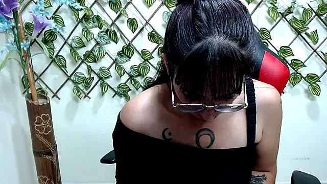 Snapshot of jeyloveebony chatting on 03.13.25 jeyloveebony online show from 03.13.25