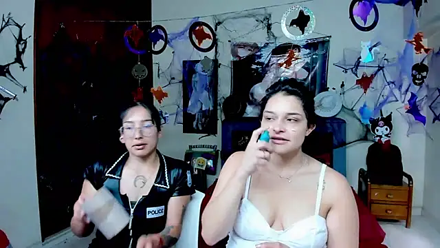 Snapshot of jeyloveebony chatting on 10.15.25 jeyloveebony online show from 10.15.25