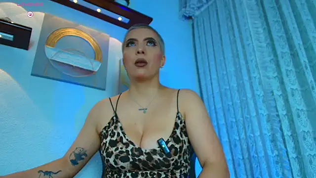 Camila Chainn online show from 09.10.25