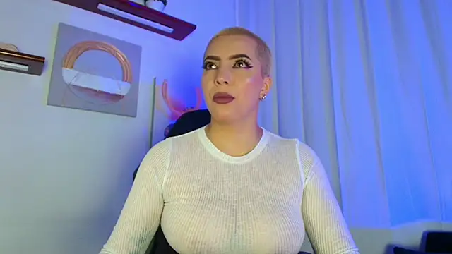 Camila Chainn online show from 10.02.25