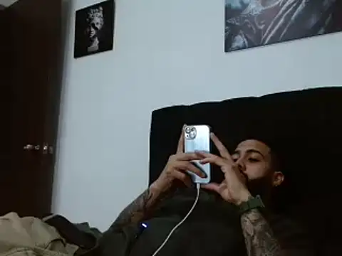 Hendry  online show from 12.25.24