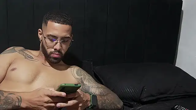 Hendry  online show from 02.06.25