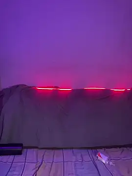 Theemillyblack online show from 03.04.25