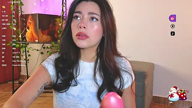 Snapshot of Soffimoon_ chatting on 01.21.25 Soffimoon online show from 01.21.25