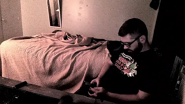 Snapshot of Brobun4fun chatting on 11.23.25 Brobun4fun online show from 11.23.25