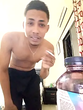 Snapshot of HomeTrypsin chatting on 03.04.26 HomeTrypsin online show from 03.04.26