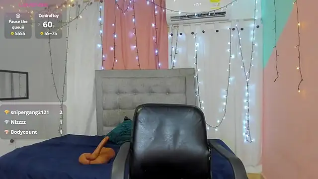 Snapshot of valentina_0_ chatting on 01.23.25 valentina 0 online show from 01.23.25