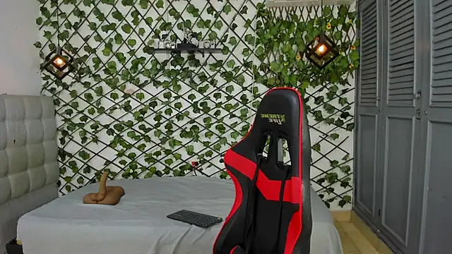 valentina 0  online show from 01.08.26