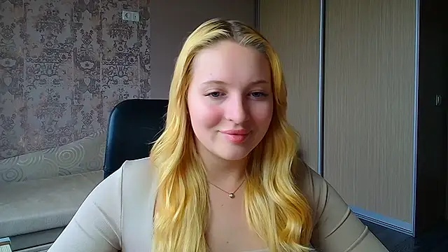 Snapshot of Milka_kiss_ chatting on 07.07.26 Milka kiss online show from 07.07.26