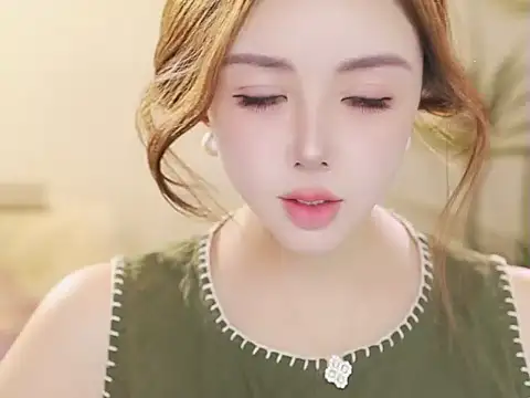 Qiaoqiao  online show from 05.11.26