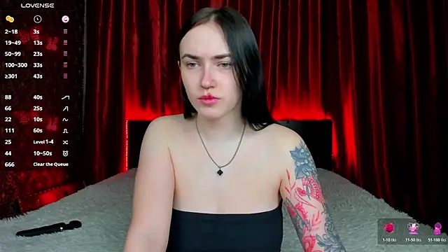 Witch Lady online show from 03.29.26